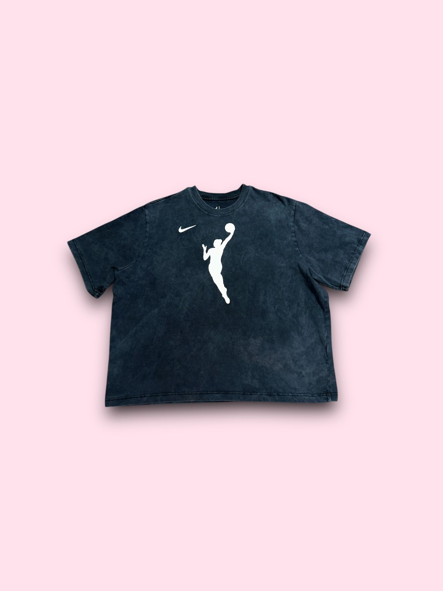 WNBA Nike sportswear loose fit t-shirt black acid wash men’s XL