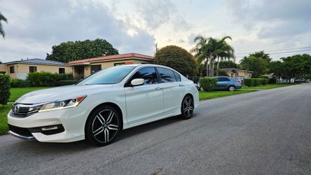 2017 Honda Accord Sedan