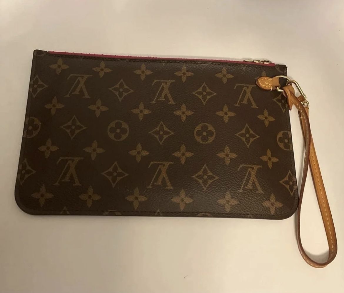Louis Vuitton Wristlet