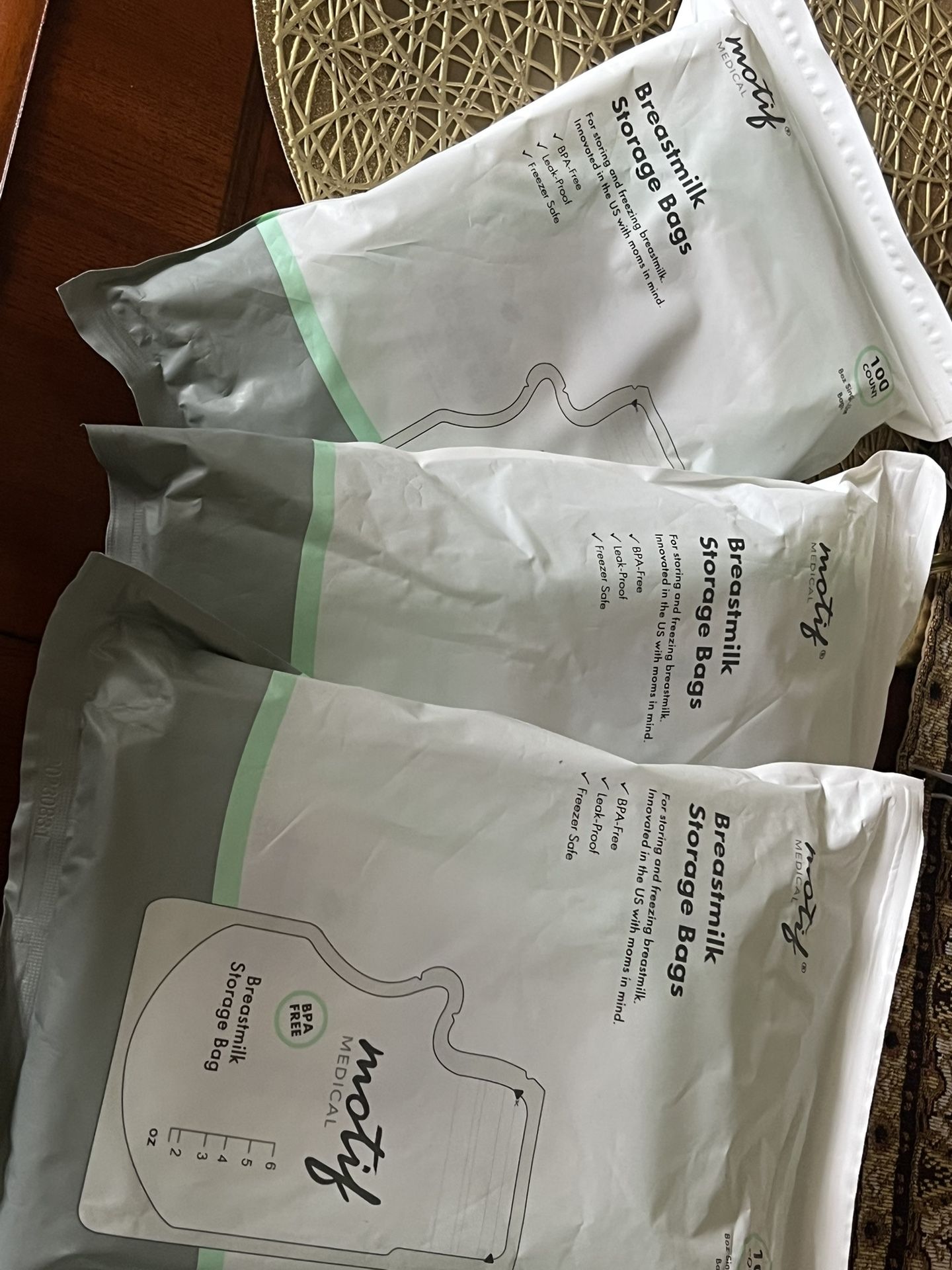 Motif Breast Milk Storage Bags – 300 Total (New!)