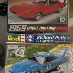 NEW 69 Dodge Daytona And 70 SuperBird Replica Street/Racer Models