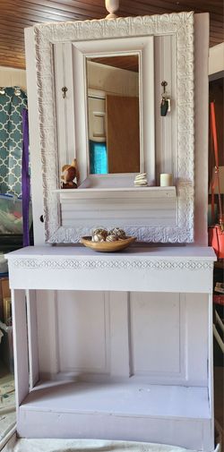 Repressed door Entry way shelf