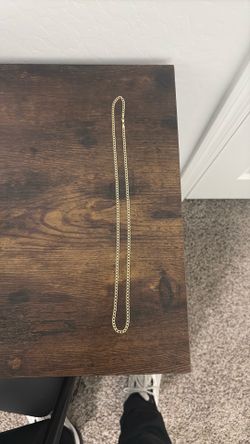Gold Chain: 22in Curb link 14K gold