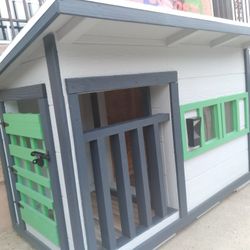 DOG  HOUSES 
