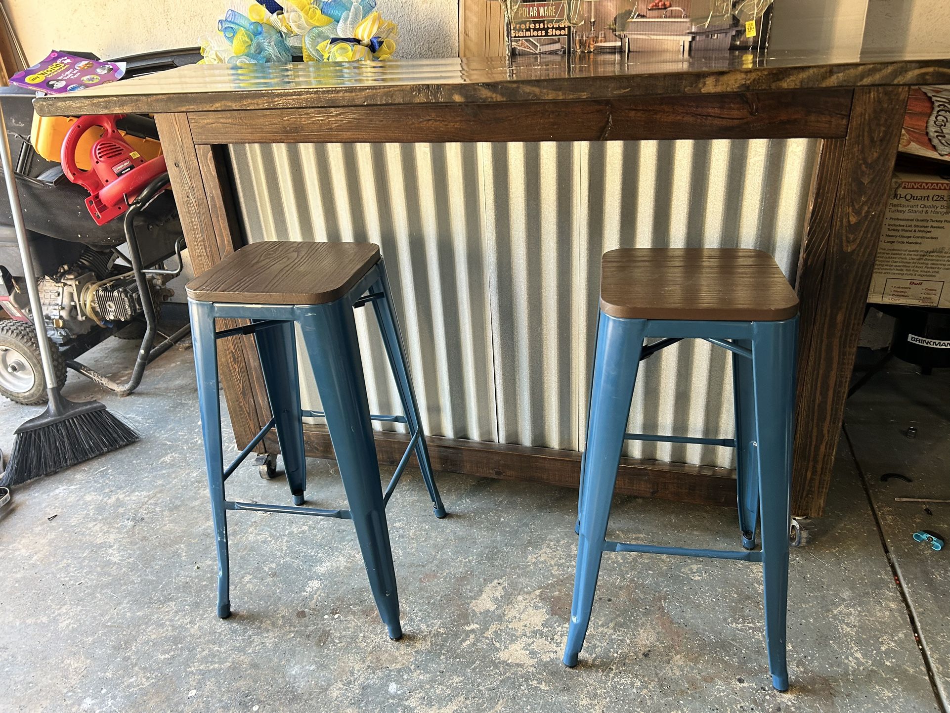 2 Stackable Barstools