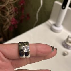 SILVER TONE WEDDING RINGS SIZE 7