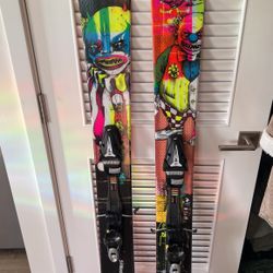 2009 k2 lotta luv skis K2 First Luv Skis + Marker M2 10.0 Bindings - Women's 2009