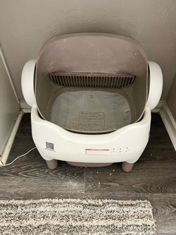 Automatic litter box