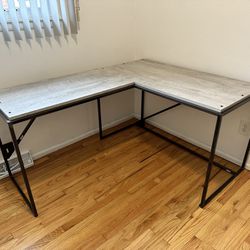 Desk / Corner Table