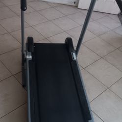 Exerpeutic 100XL Walking Magnetic - Resistance Manual Treadmill 