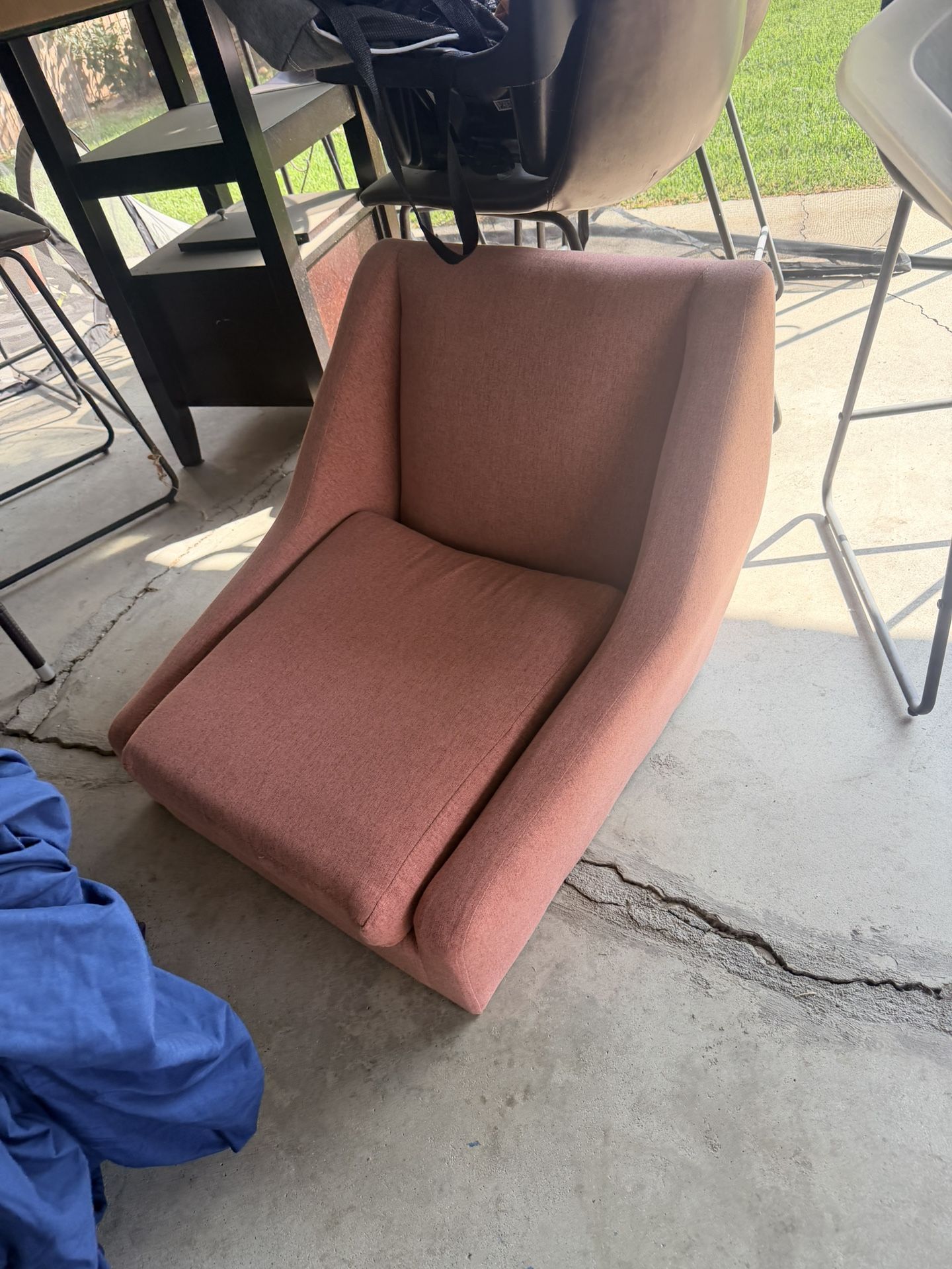 Sturdy Pink Couch For Girl Room