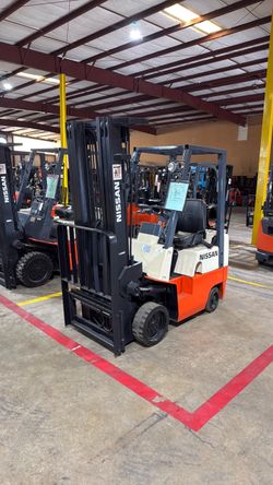 Nissan 3,000lb Capacity Forklift For Sale