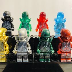 Rainbow Xenomorphs Aliens Minifigures | New Custom Lego Compatible Toys
