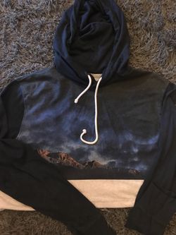 American Eagle Outfitters sweatshirt