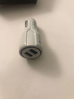 Car charger brand new 1