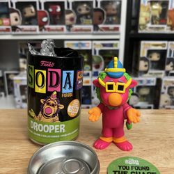 OFFICIAL WONDERCON STICKER CHASE LE BLACKLIGHT Drooper Banana Splits Funko Soda