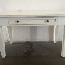 White Wooden Desk 
