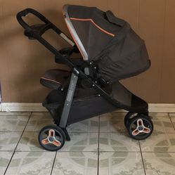 LIKE NEW GRACO MODES STROLLER AND BASSINET 2 IN 1