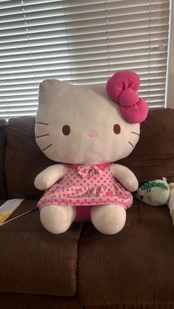 Hello Kitty giant plush toy
