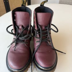 Doc Martens Boots