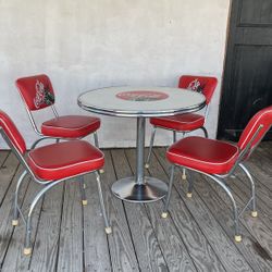 Comedor Coca Cola 4 Sillas