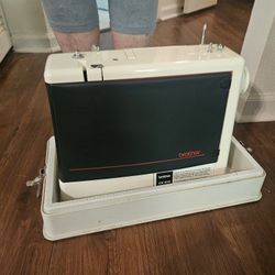 Brother VX-810 Sewing Machine 