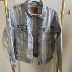 Levi Light Wash Jean Jacket M