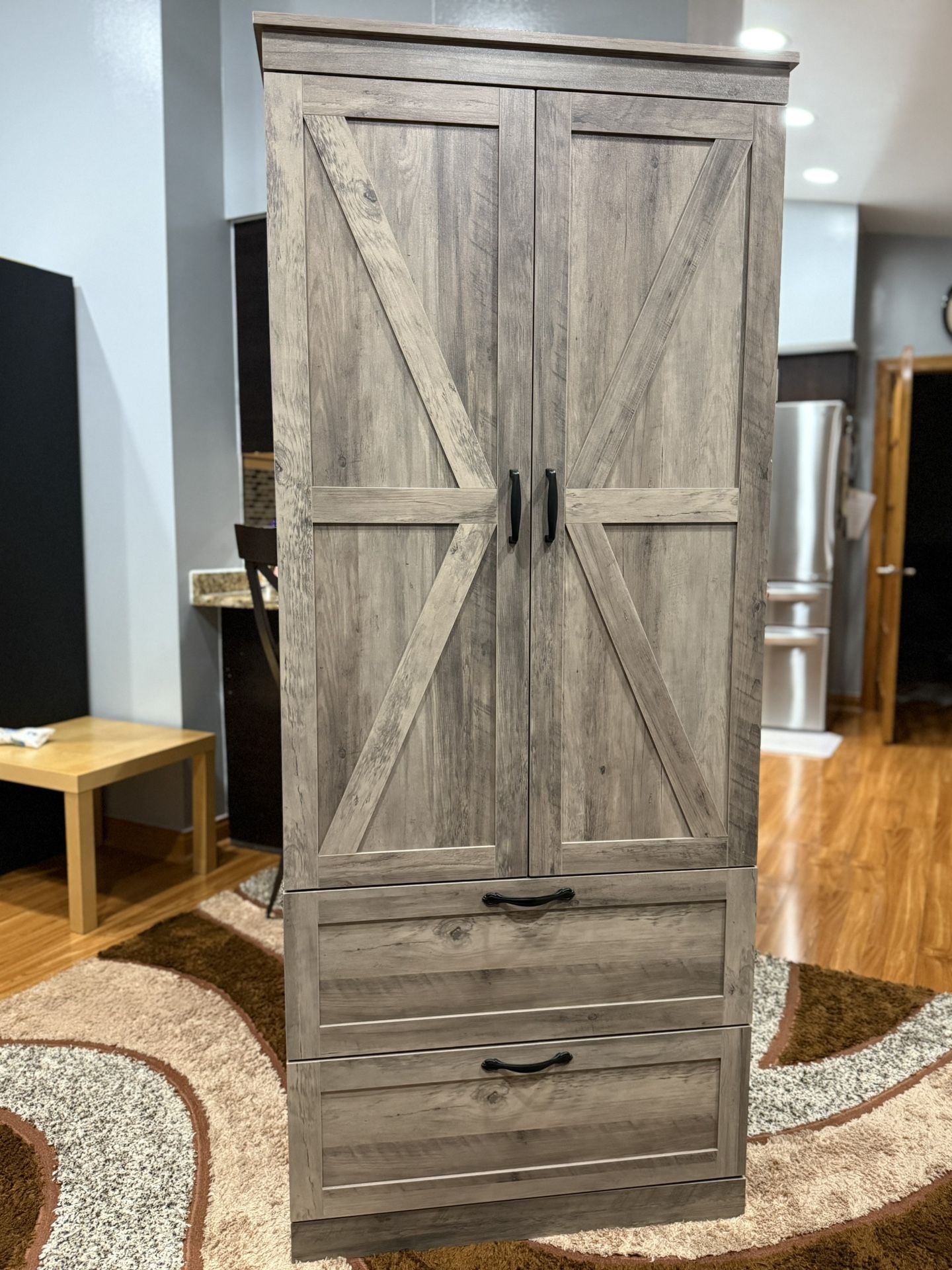 Rustic Farmhouse Style Wardrobe