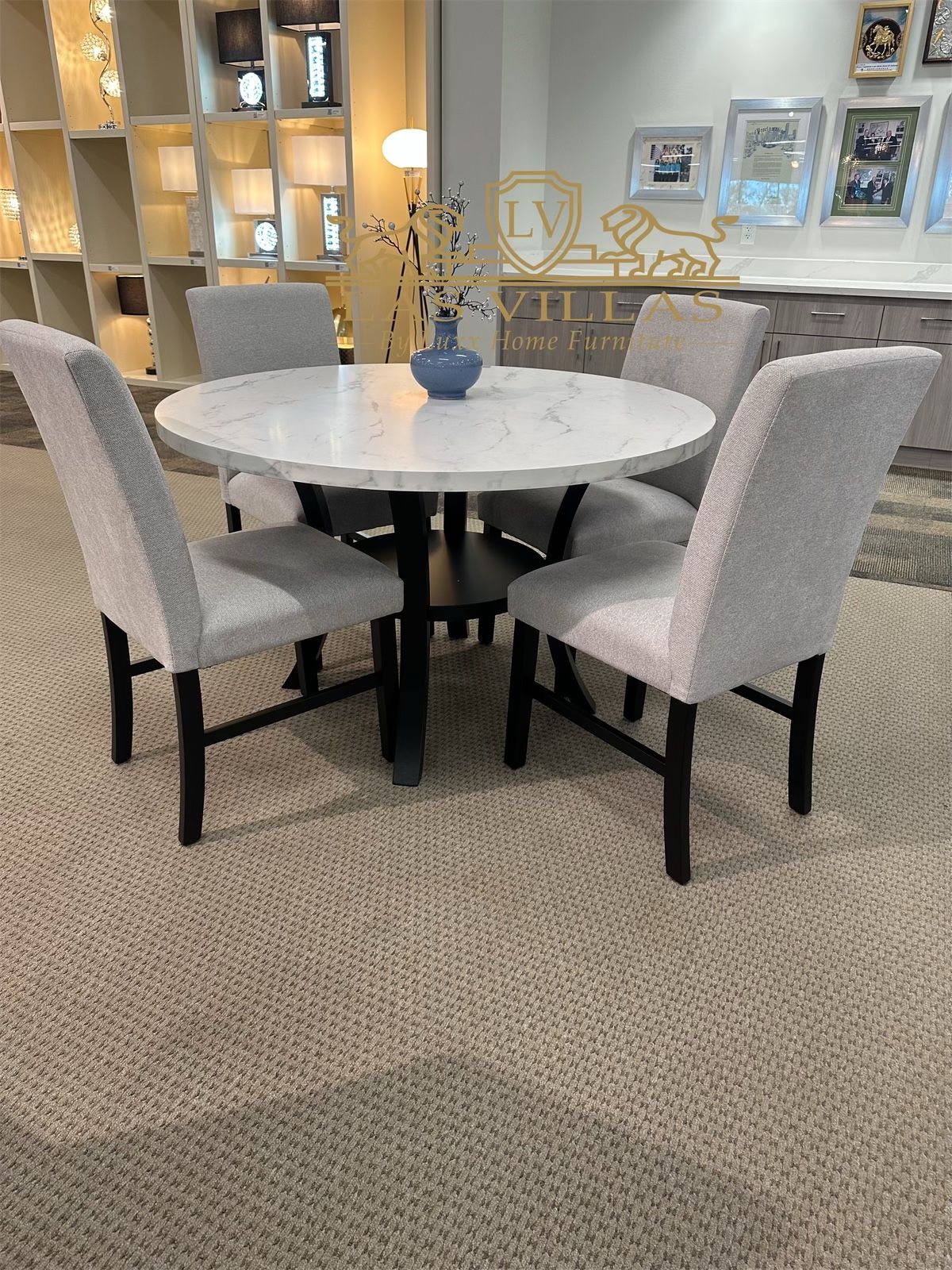 Brand New ISLA DINING GROUP White