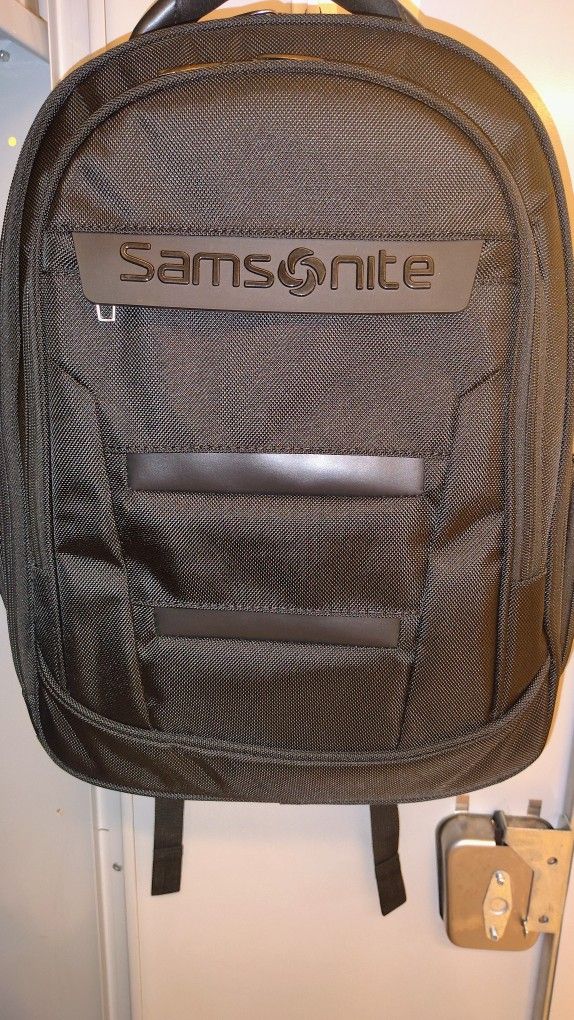 New Samsonite faneuil Jay Backpack