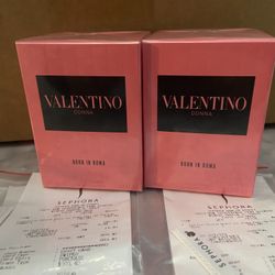 Valentino Donna Born In Roma 