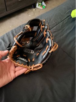 Tball glove