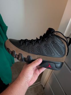Jordan 9 olive