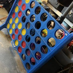 Connect 4 Giant