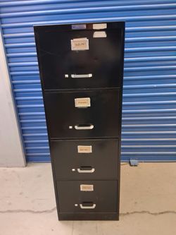 Black 4-Drawer Metal Filing Cabinet Missing Lock