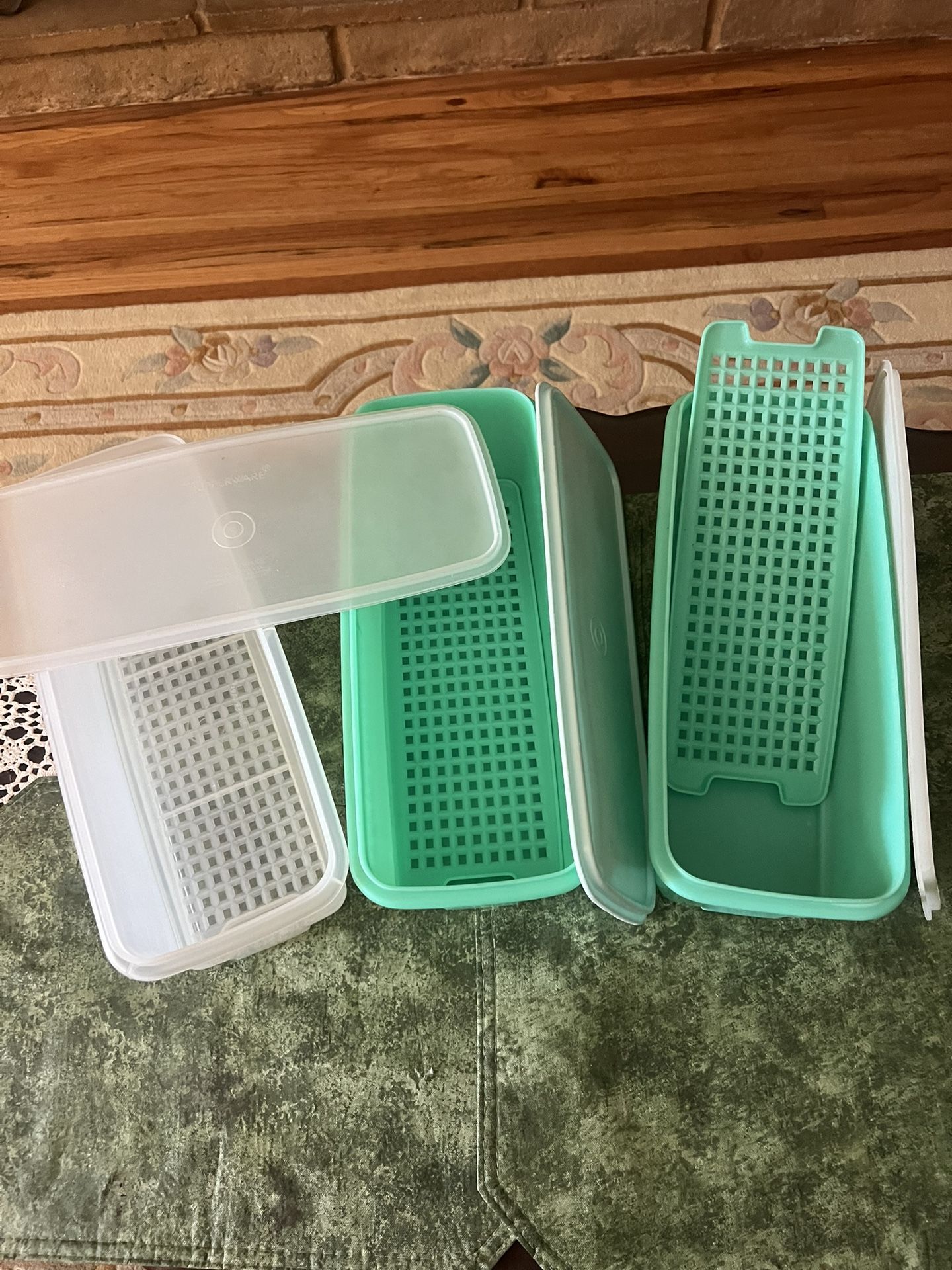 Tupperware Brand Vegetable Keeper