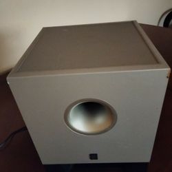 YAMAHA AMPLIFIED SUBWOOFER 8 INCH SUBWOOFER SPEAKER 