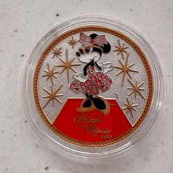 Disney Disneyland Parks DCA Minnie Mouse Xoxo Buena Vista Medallion Coin In Case