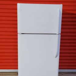 FRIGIDAIRE REFRIGERATOR FRIDGE EXCELLENT CONDITION AND VERY CLEAN 