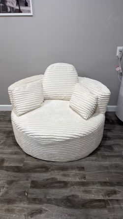 “Boneless” couch