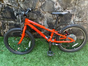 20" Norco Storm Kids Mountain Bike – Premium Brand (Needs Front Tire)