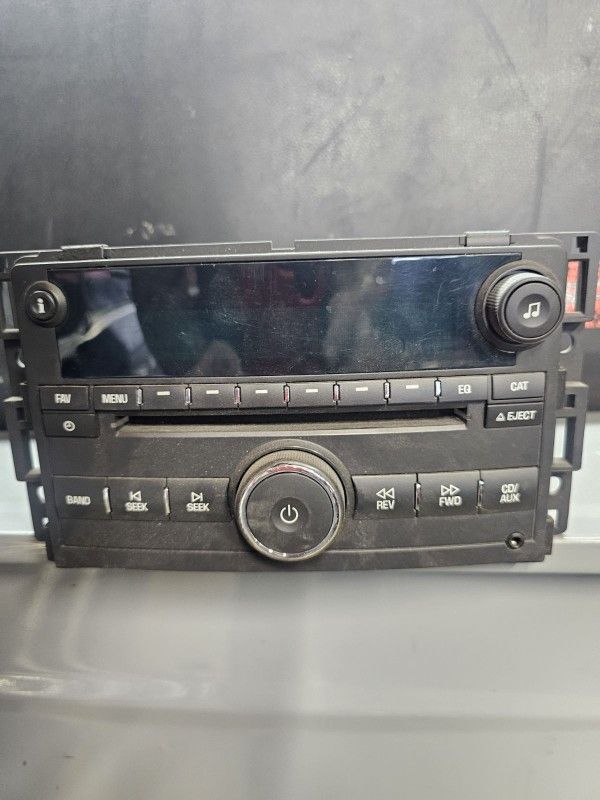 Radio | Fits Cobalt or G5 Vehicles