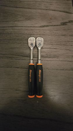 Snap-on socket wrench