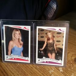 2005 Topps Christie Brinkley & Carmen Electra Cards in 4x6 Display