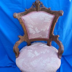 Victorian Carved Mahogany Parlor Chair