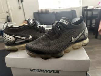 Silver Vapormax Flyknit 3
