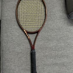Pro Staff Six. One 100 v14.0  Tennis Racquet