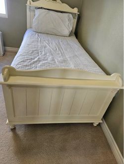 White Wood Twin Sleigh Bed Frame