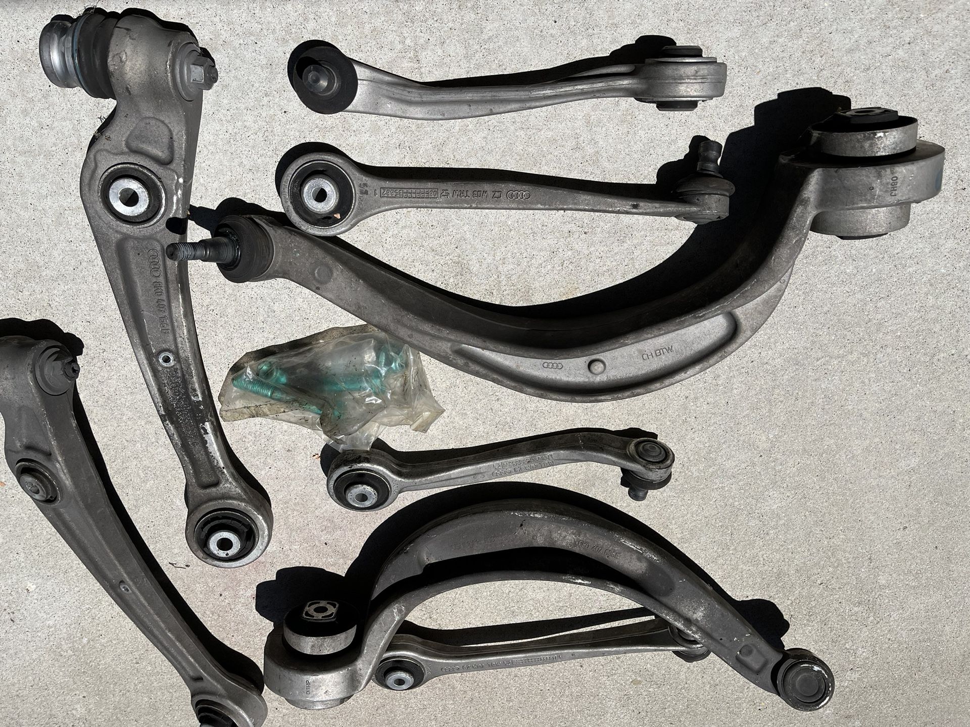 Audi S5 B8 Stock control arm Set - Front Upper And Lower (4 Links Per Side)