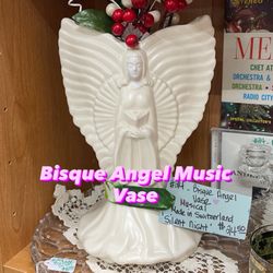 Angel Vase Bisque Musical 